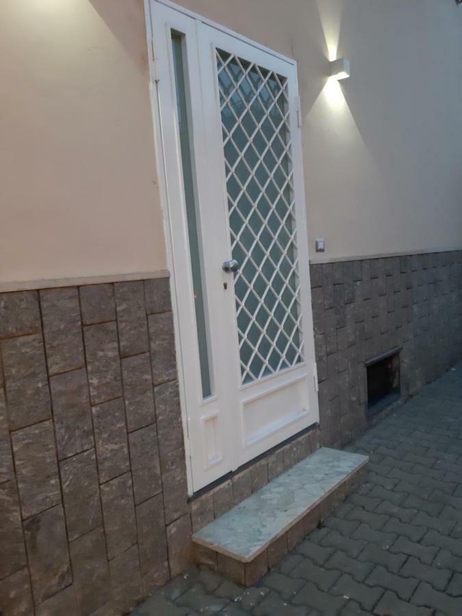 Travel Home Помпеи Экстерьер фото